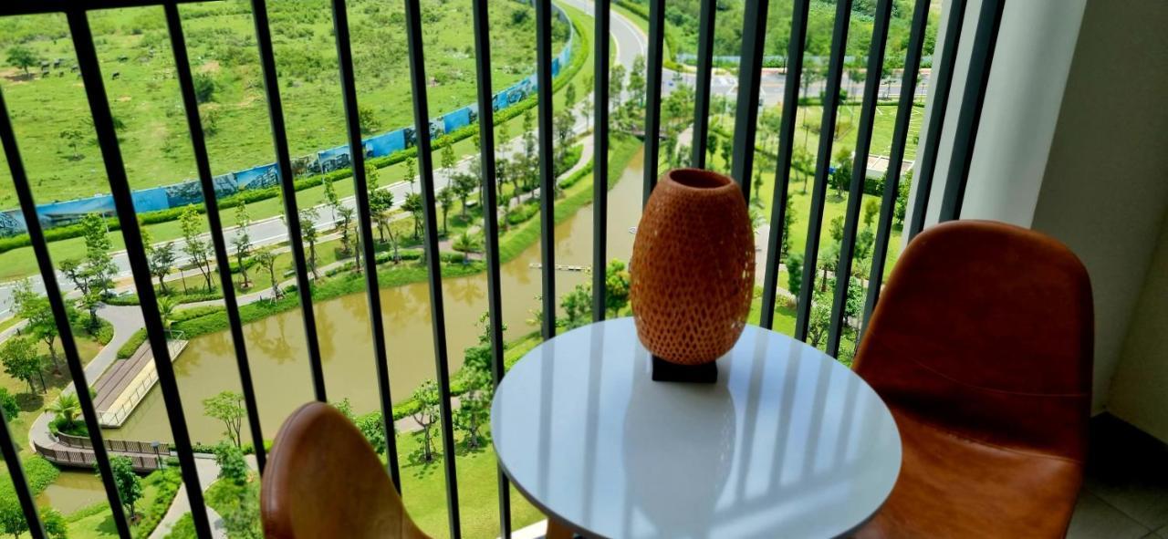 Swanbay Apartments Group Nhon Trach Extérieur photo